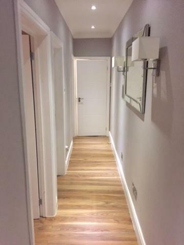 런던 Stunning 2 Bed Flat Shepherds Bush 아파트 외부 사진
