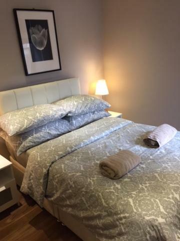 런던 Stunning 2 Bed Flat Shepherds Bush 아파트 외부 사진